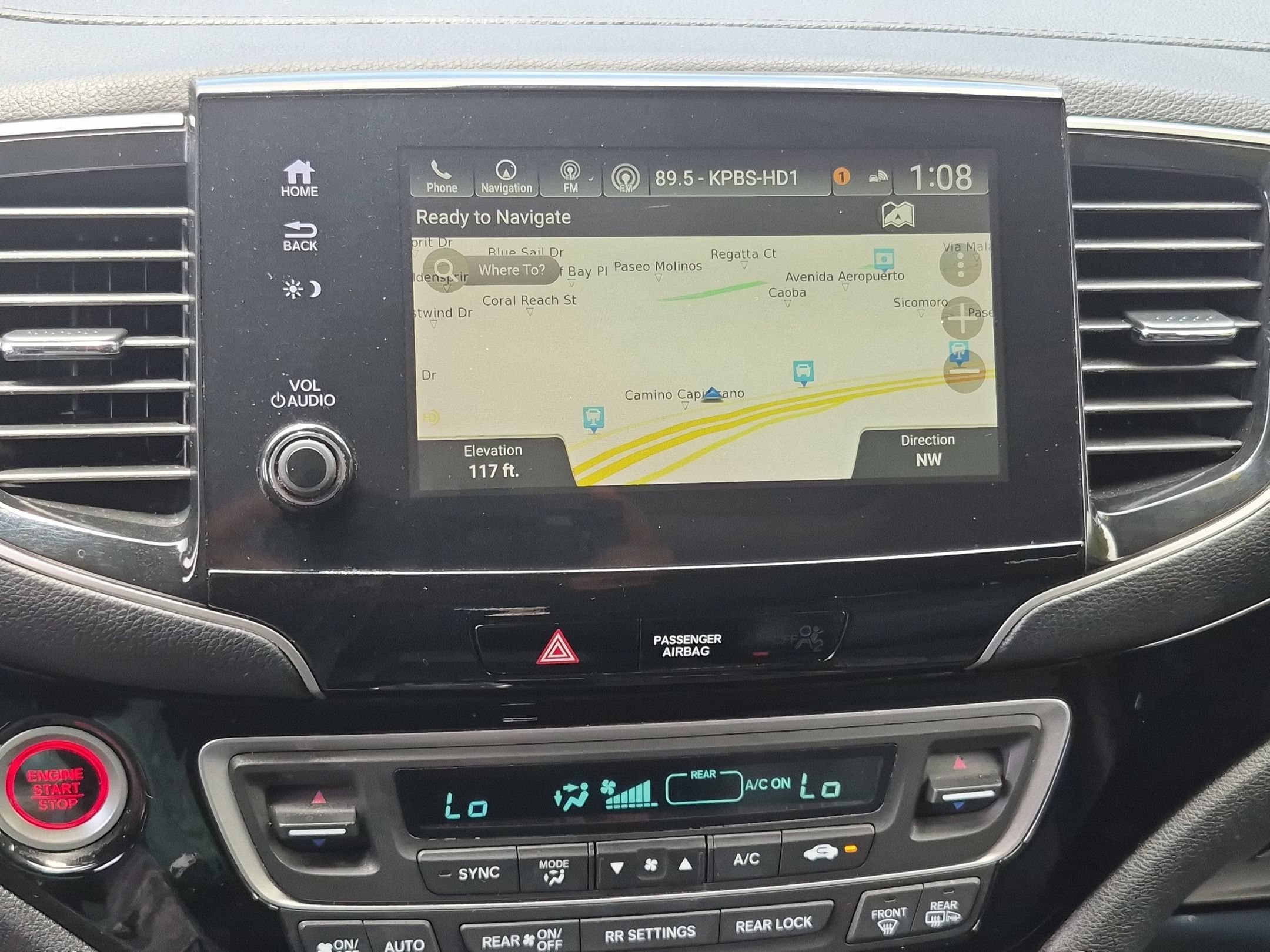 Used 2019 White Diamond Pearl Honda Touring 8-Passenger image 21