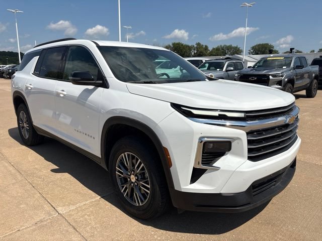 Used 2026 Summit White Chevrolet LT image 1