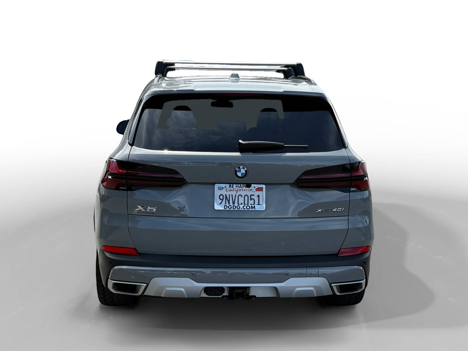 Used 2025 Gray BMW xDrive40i image 4