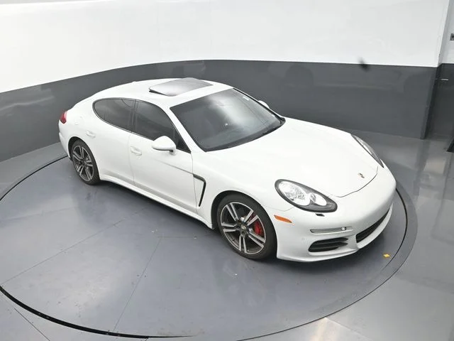 Used 2016  Porsche 4 image 23