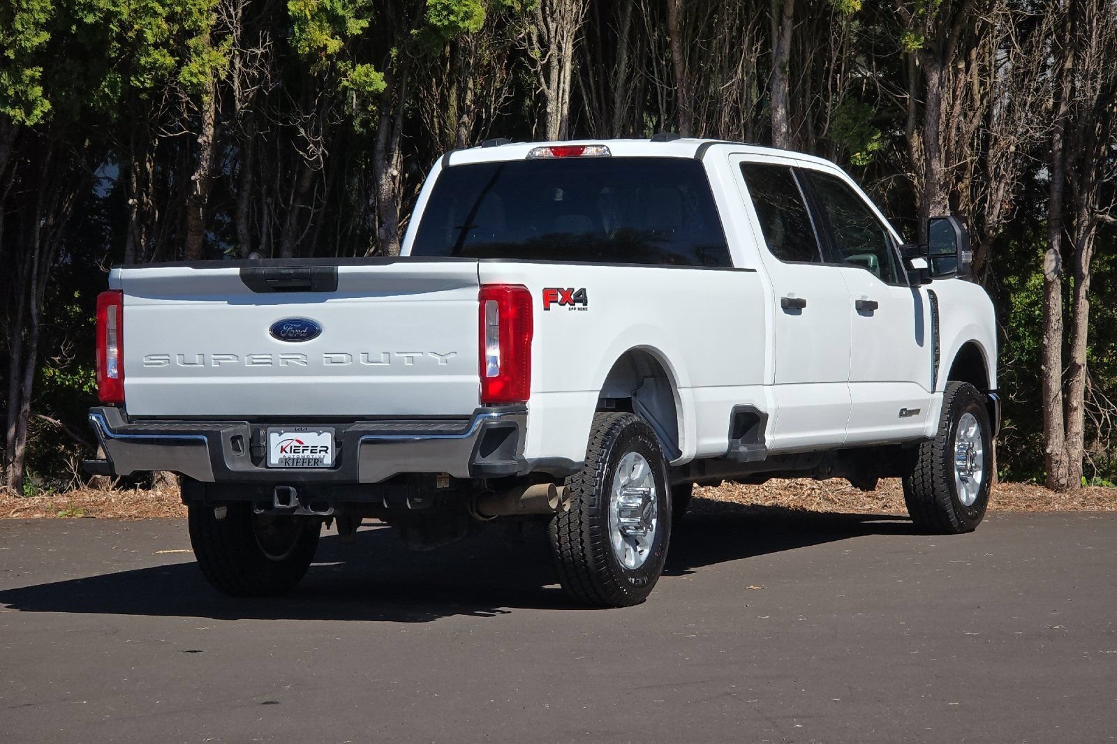 Used 2023  Ford XLT image 4