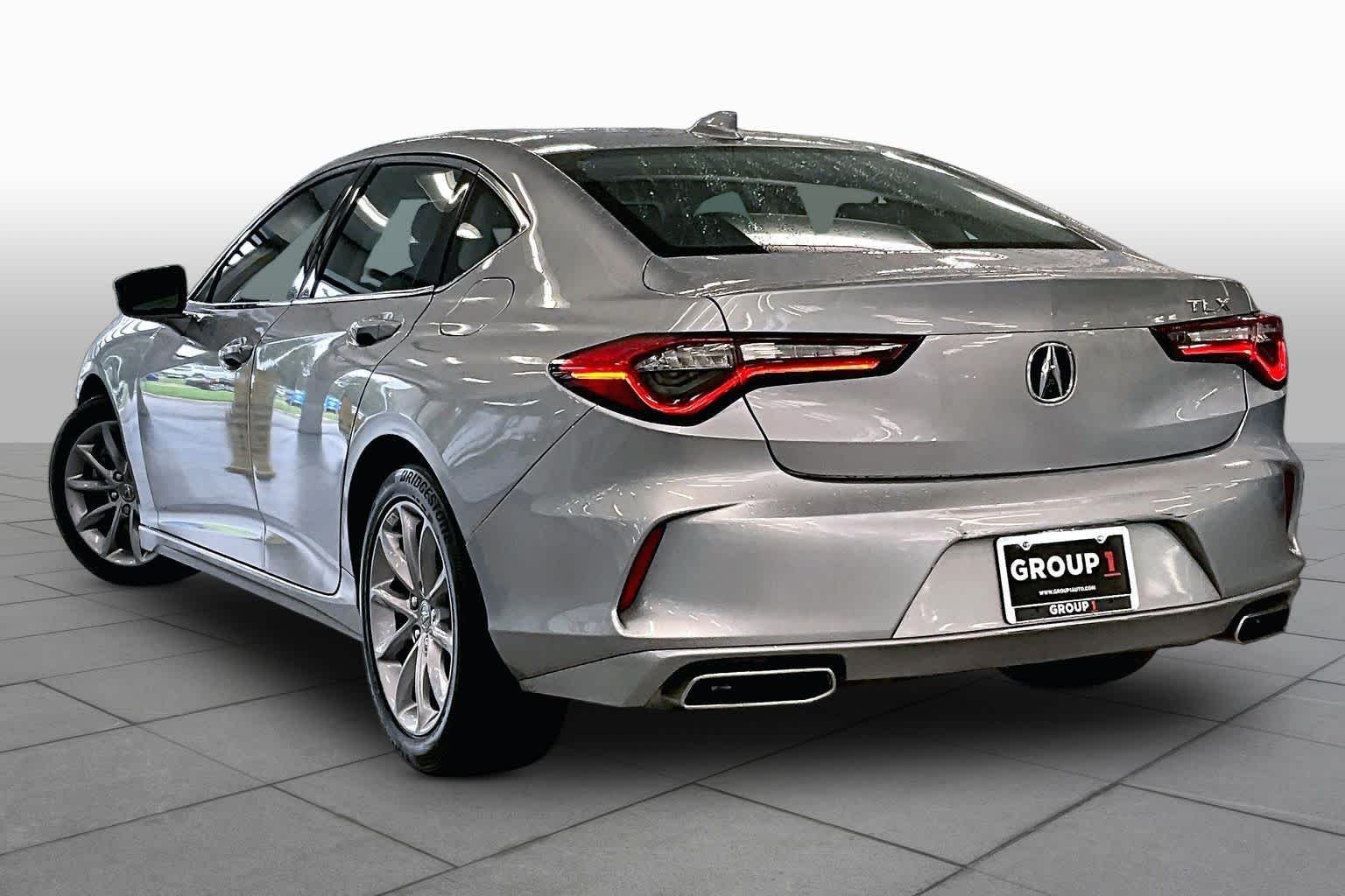 Used 2023 Lunar Silver Metallic Acura  image 12