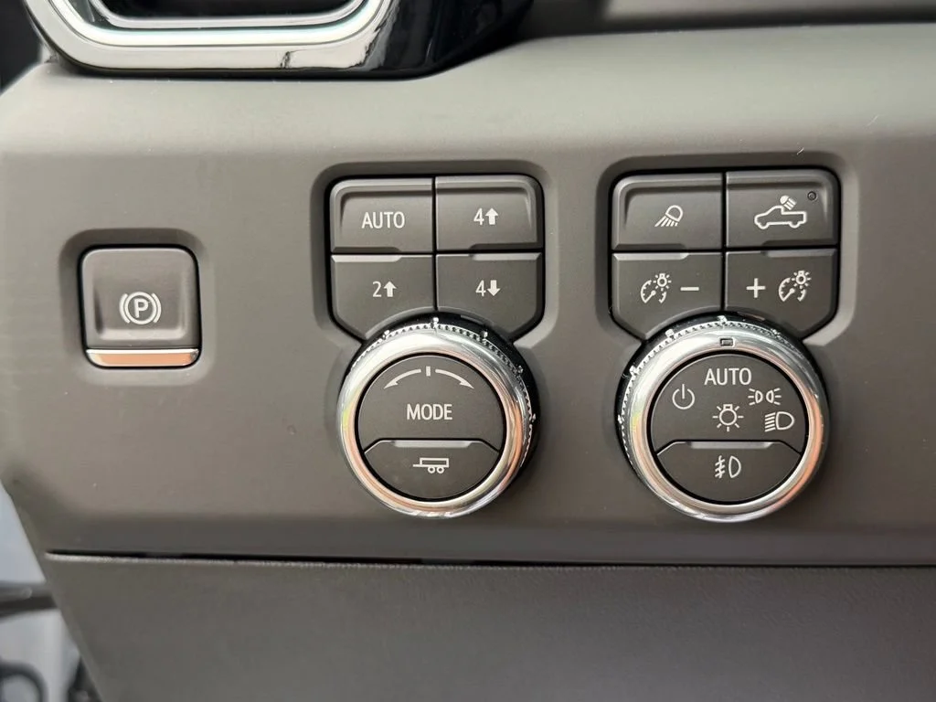 New 2026 Glacier White Tricoat GMC Denali image 9