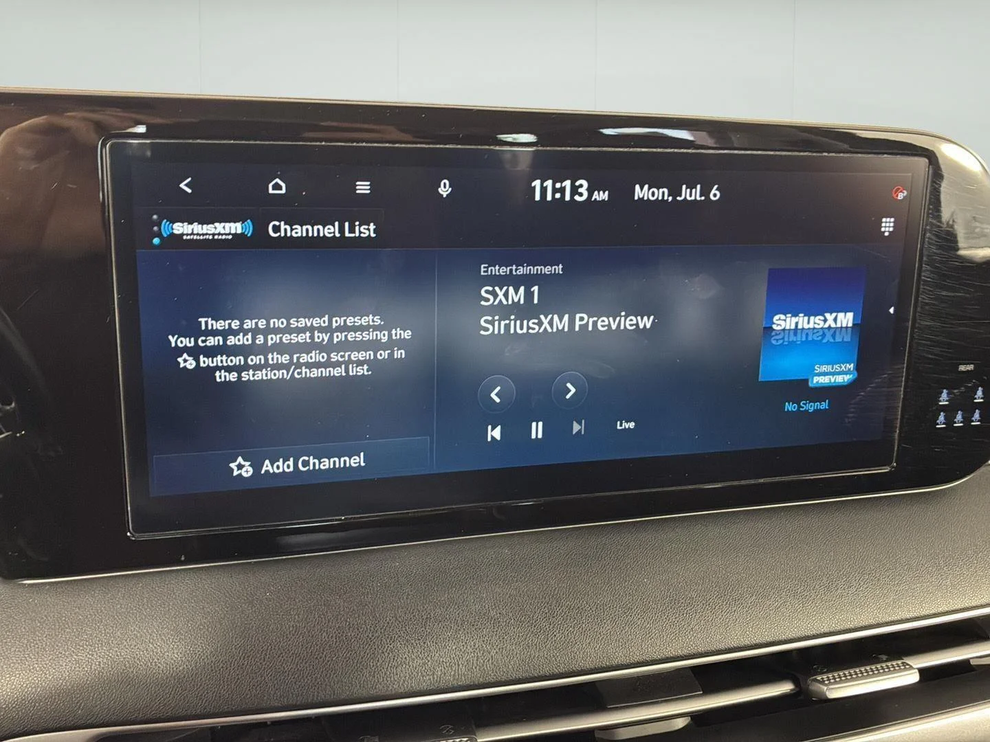 Used 2025 Moonlight Cloud Hyundai SEL image 29