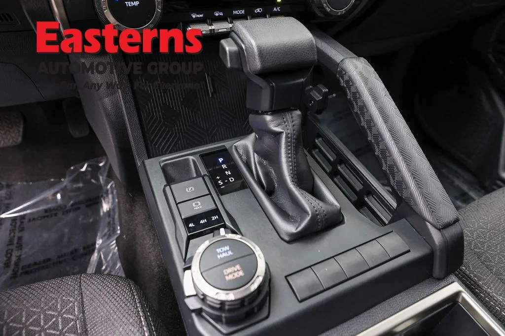 Used 2025 Silver Toyota SR5 image 13