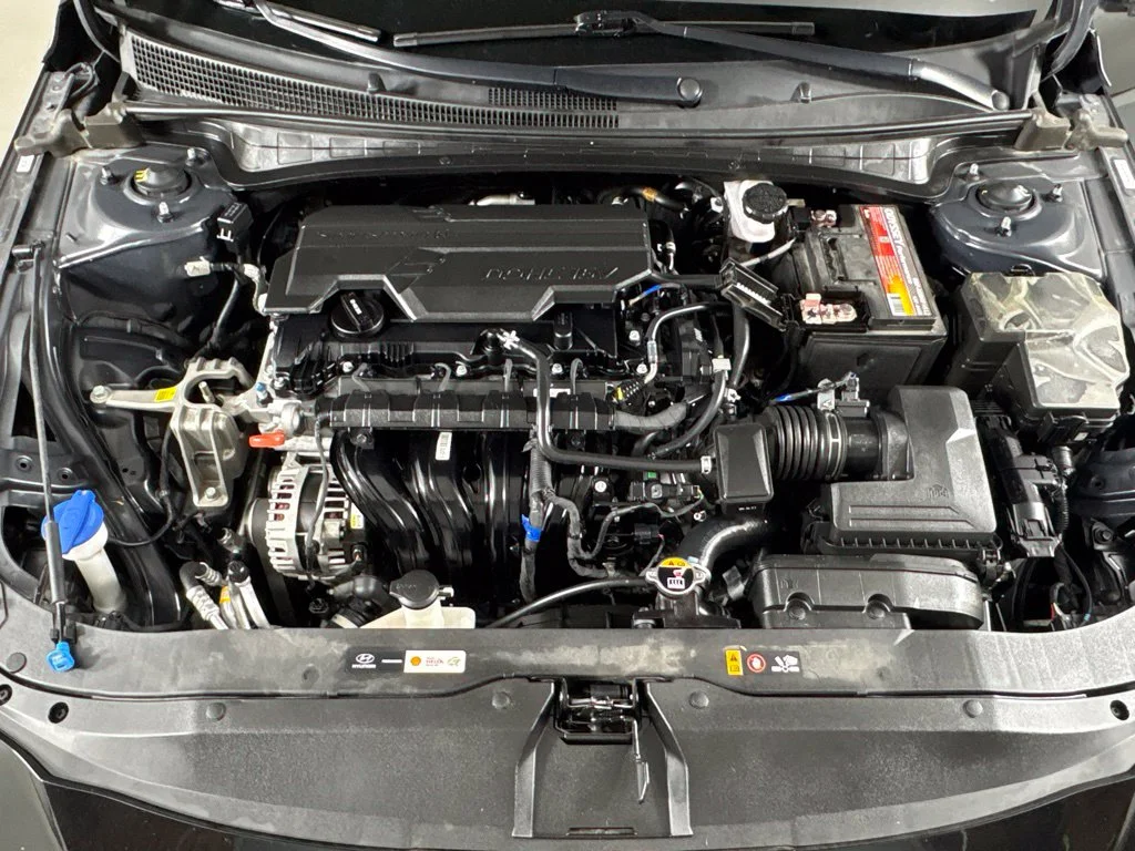 Used 2024 Black Hyundai SEL image 40