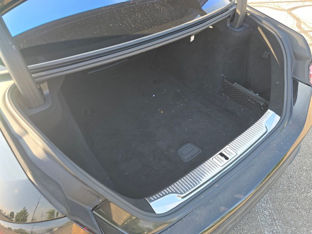 Used 2022 Black Mercedes-Benz S 500 image 16