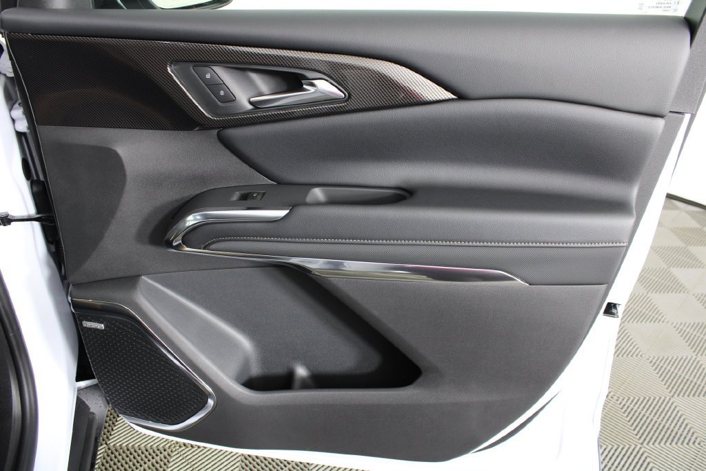 2027 Chevrolet Traverse Z71 - Photo 10