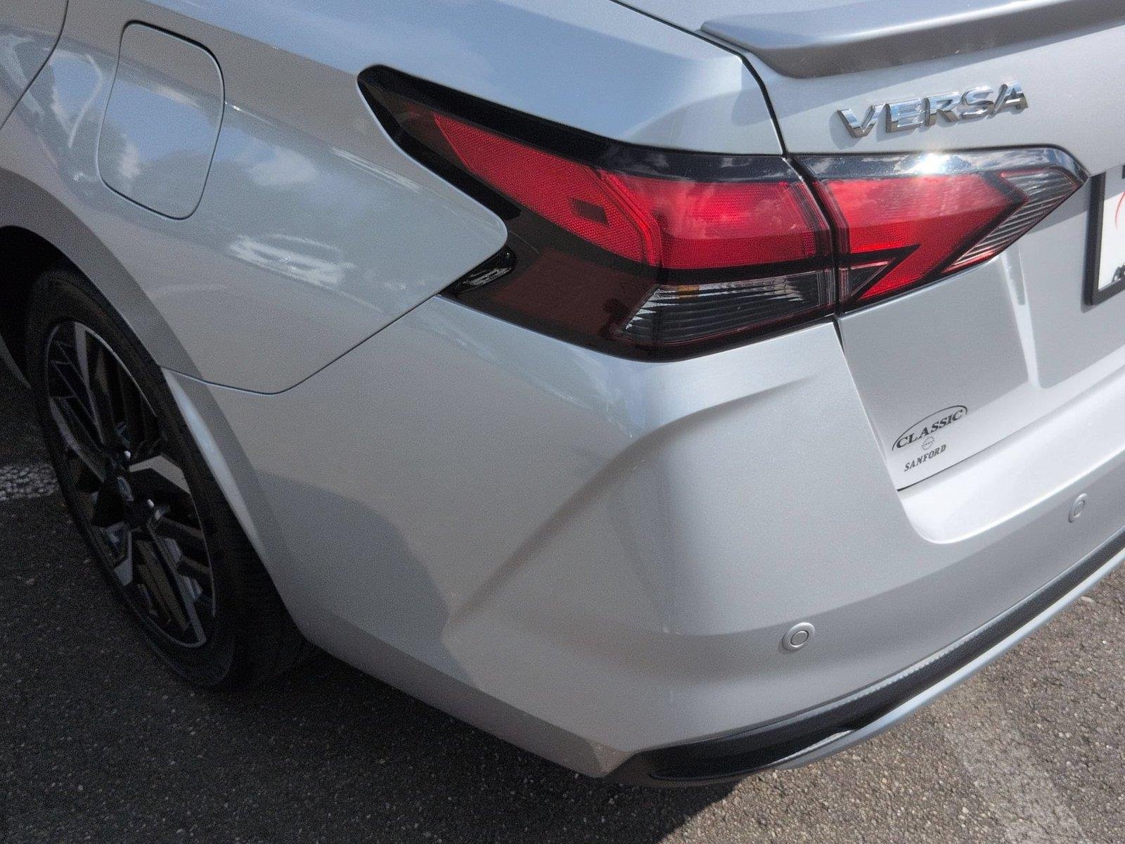 Used 2024 Brilliant Silver Metallic Nissan SR image 12