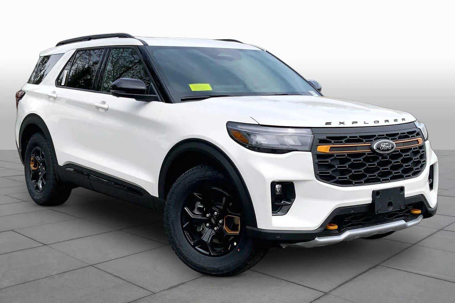 New 2026 Star White Metallic Tri-Coat Ford Tremor® image 19