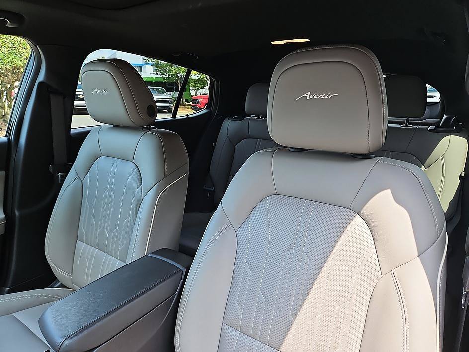 Used 2025 Ebony Twilight Metallic Buick Avenir image 17