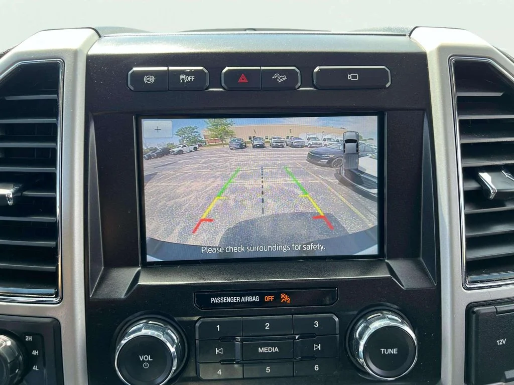 Used 2021 White Ford Lariat image 12