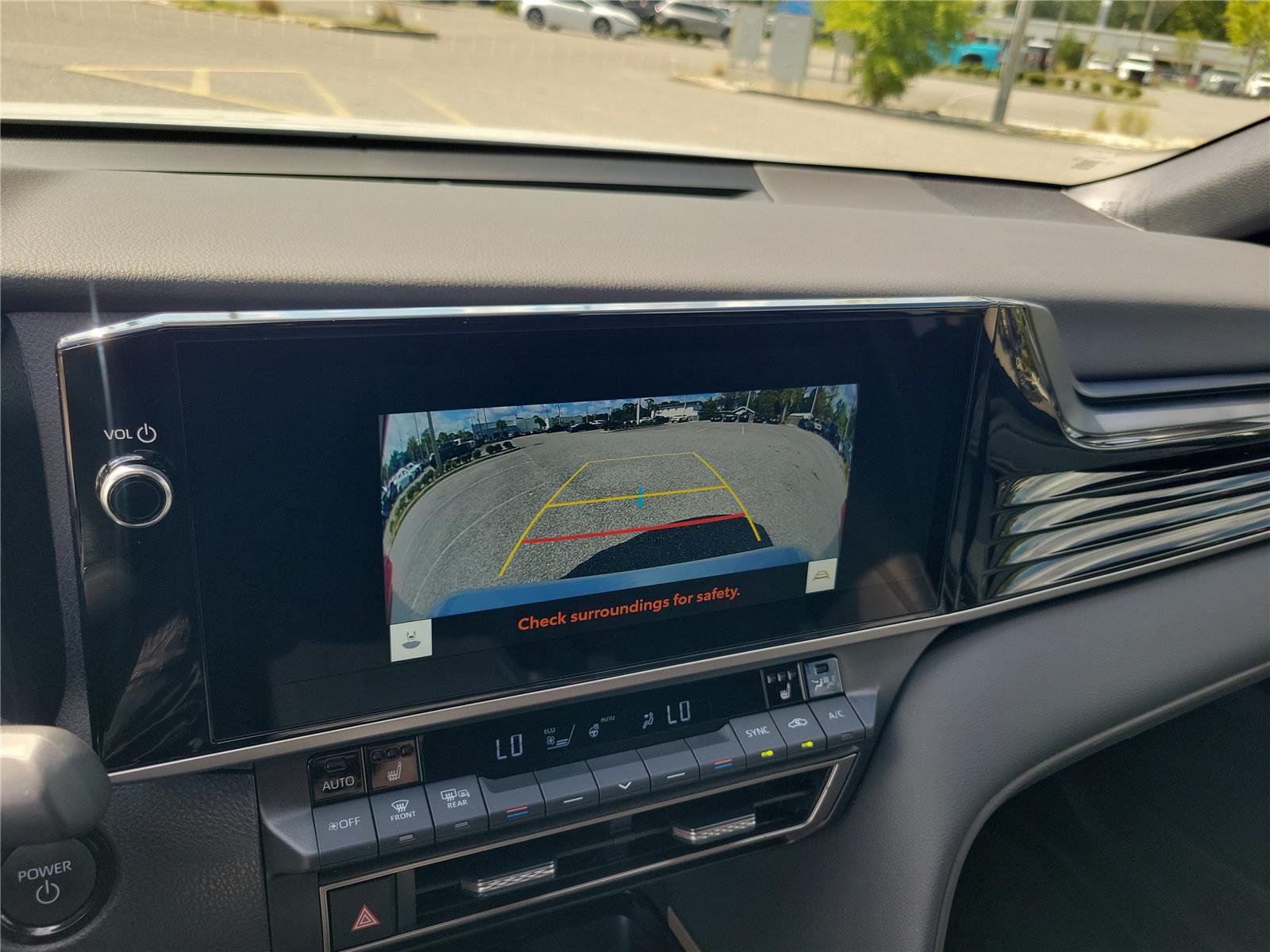 Used 2026 Wind Chill Pearl Toyota XSE image 29