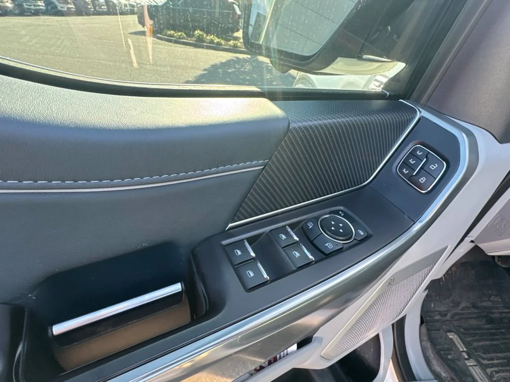 Used 2023 White Metallic Ford Limited image 8