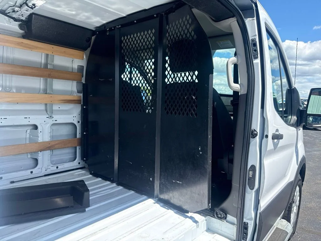 Used 2023 Oxford White Ford Base image 38