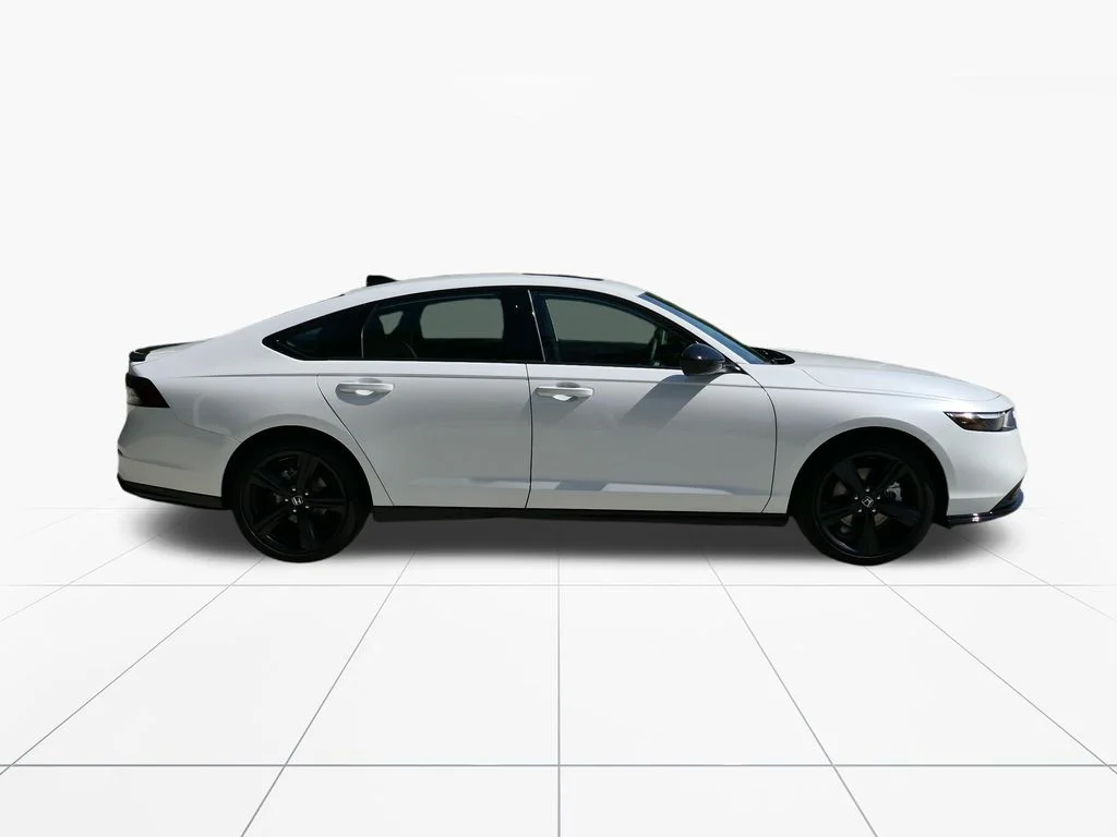 New 2026 Platinum White Pearl Honda Sport-L image 10