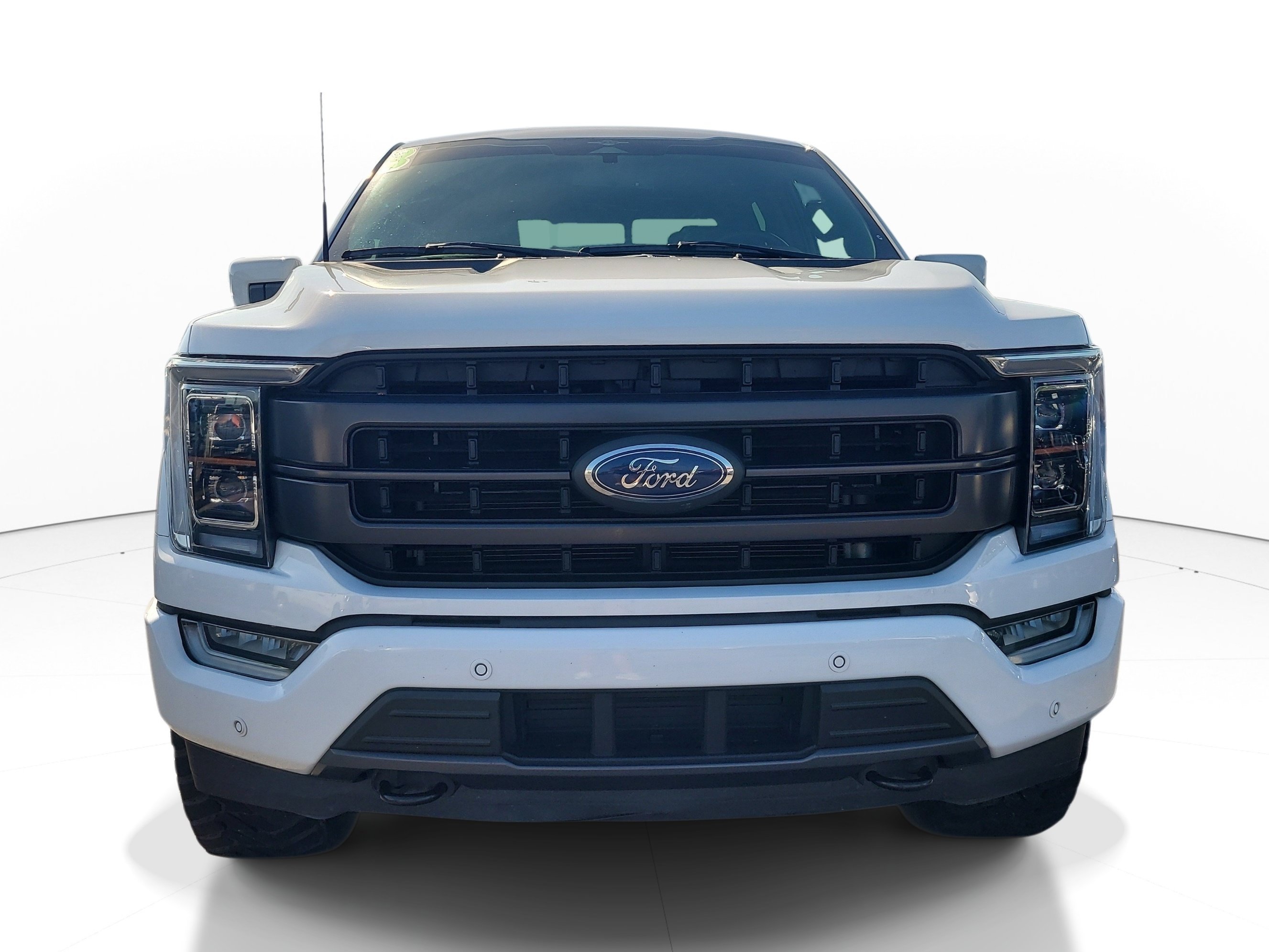 Used 2023 Oxford White Ford LARIAT image 2