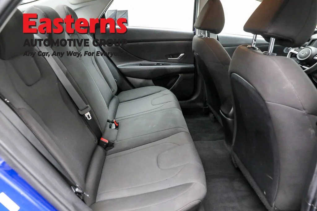 Used 2023 Blue Hyundai SE image 22