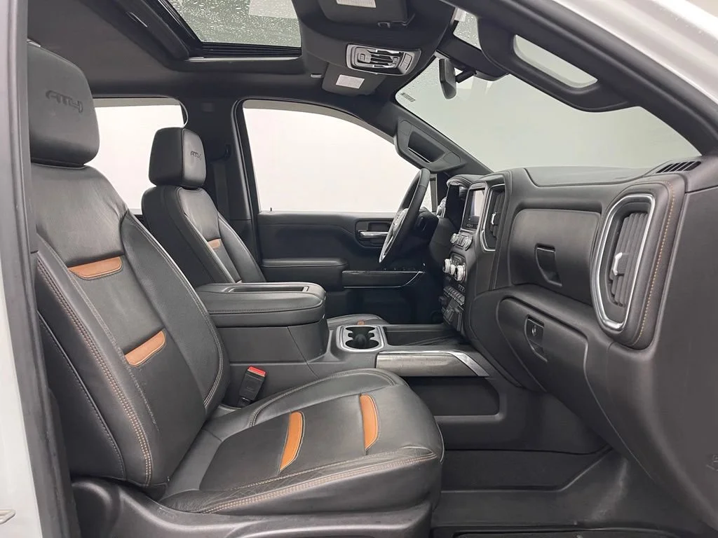 Used 2022 Summit White GMC AT4 image 34
