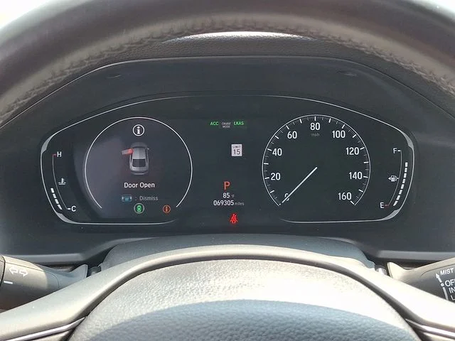 Used 2018 Gray Honda EX-L image 21