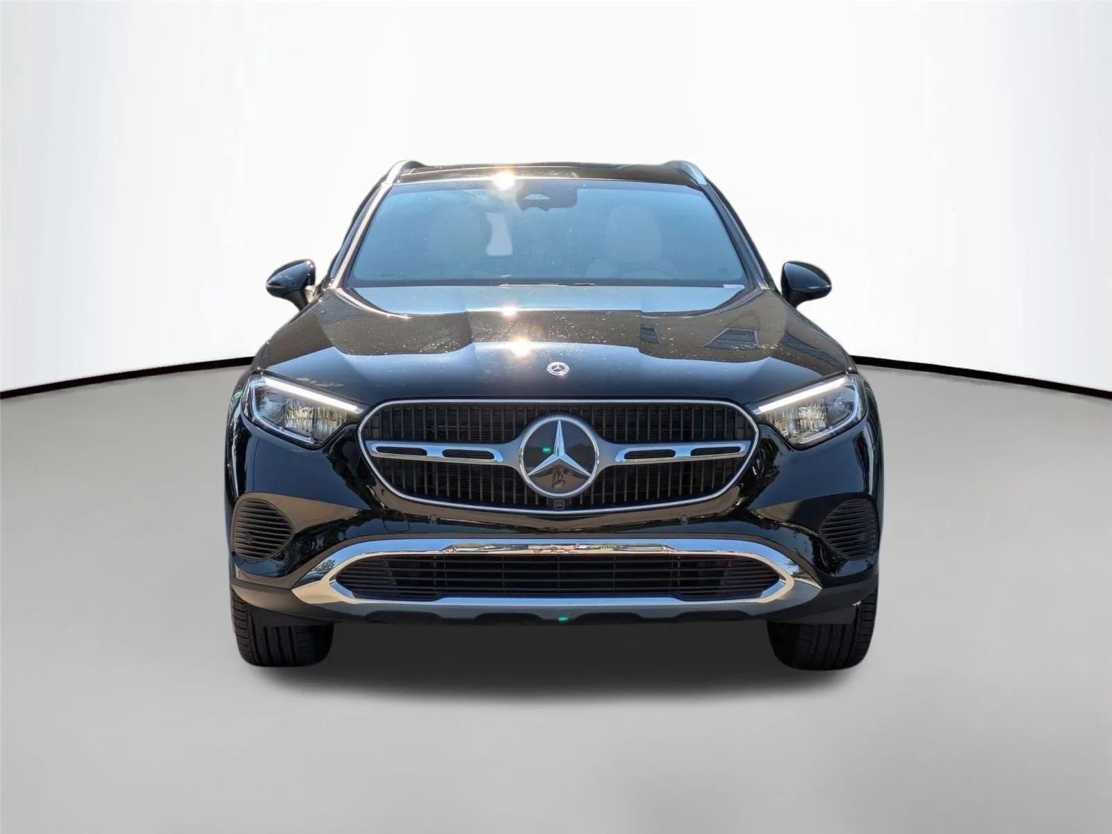 Used 2024 Black Mercedes-Benz GLC 300 image 2