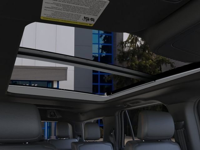 New 2025 White Ford Tremor image 22