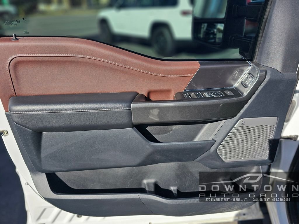 Used 2023 White Ford Lariat image 17