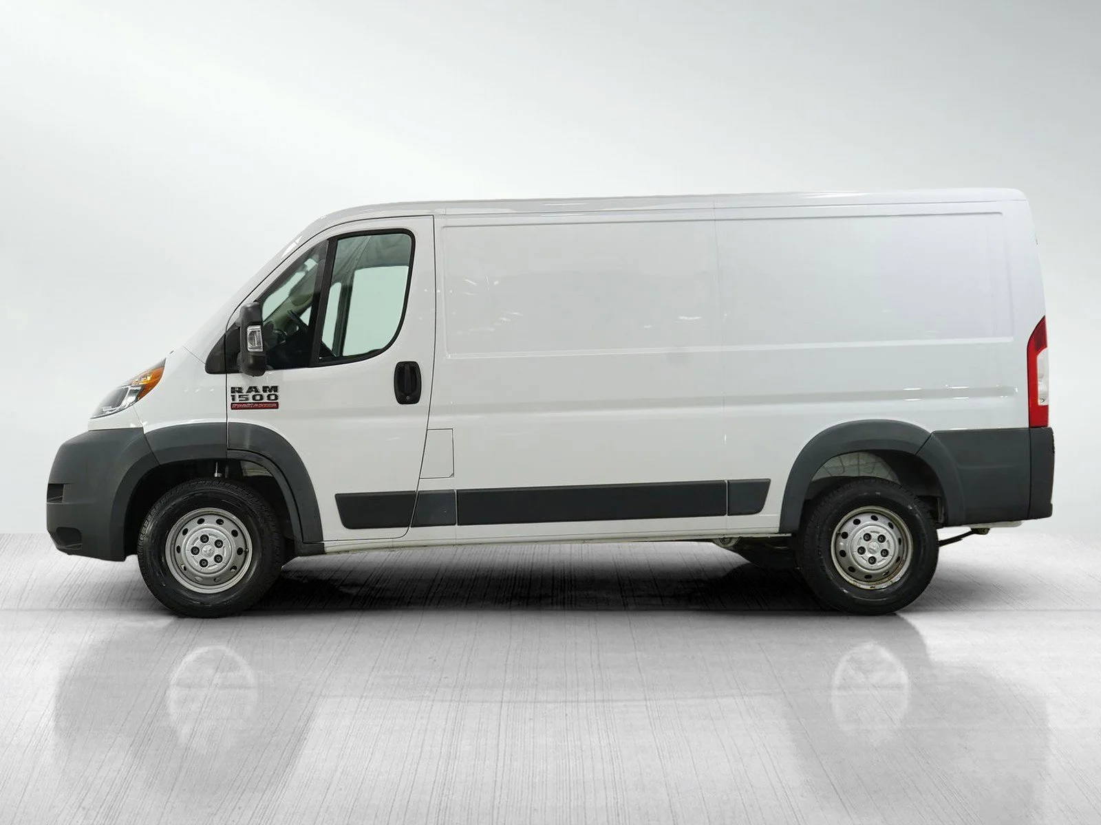 Used 2018 RAM ProMaster Cargo Van Base with VIN 3C6TRVAGXJE156090 for sale in Hopkins, Minnesota