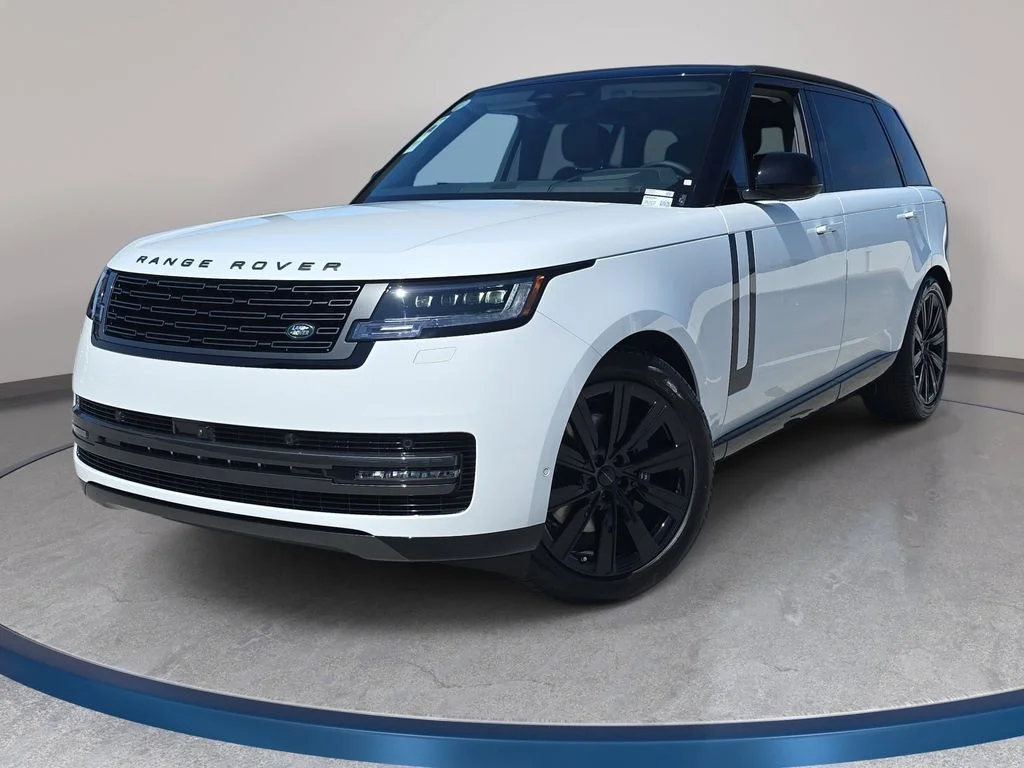 2026 Land Rover Range Rover 3.0 SE LWB 7's photo
