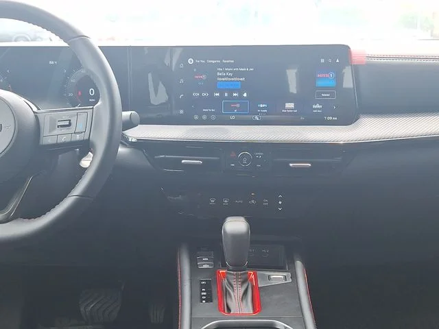 2026 Nissan KICKS SR - Photo 17