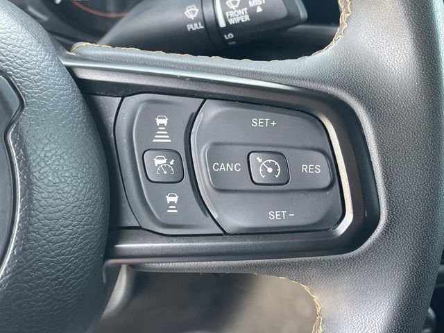 Used 2024 White Jeep Sport S image 9