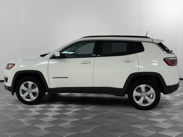 Certified Used 2019 White Jeep Latitude 4x4 image 2
