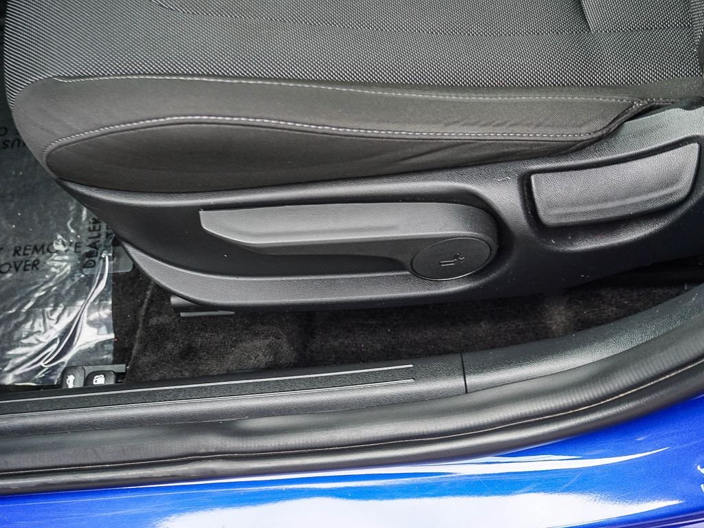 Used 2023 Blue Hyundai SE image 19