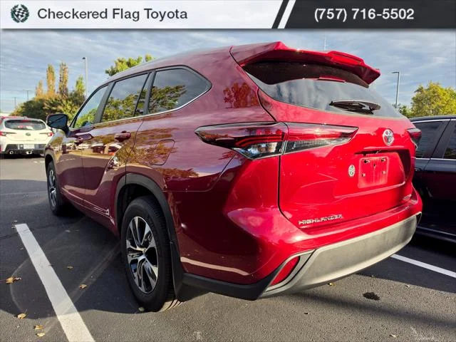 Certified Used 2026 RUBY FLARE PEARL Toyota  image 4
