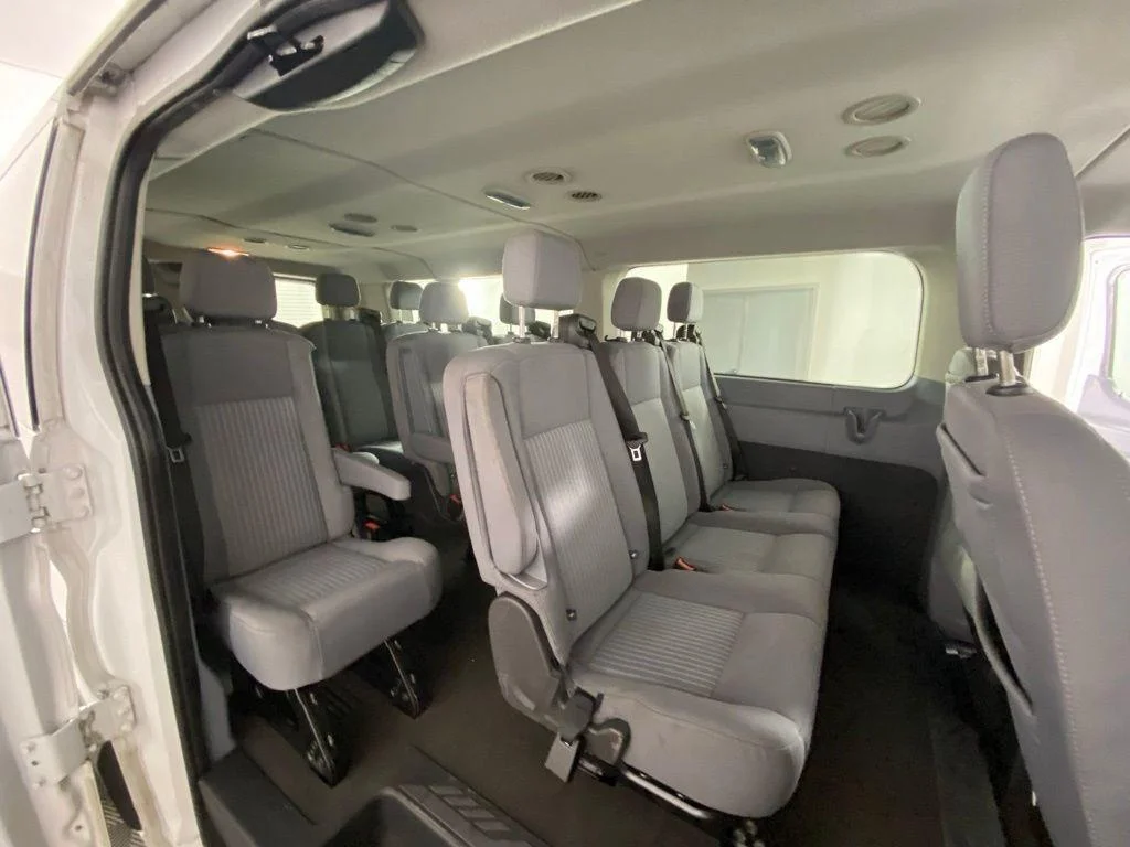 Used 2017 Oxford White Ford XLT image 5