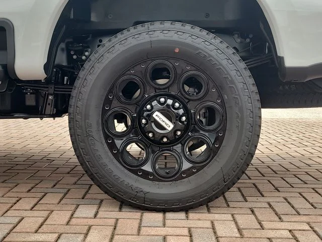 New 2026 Avalanche Ford Lariat image 8