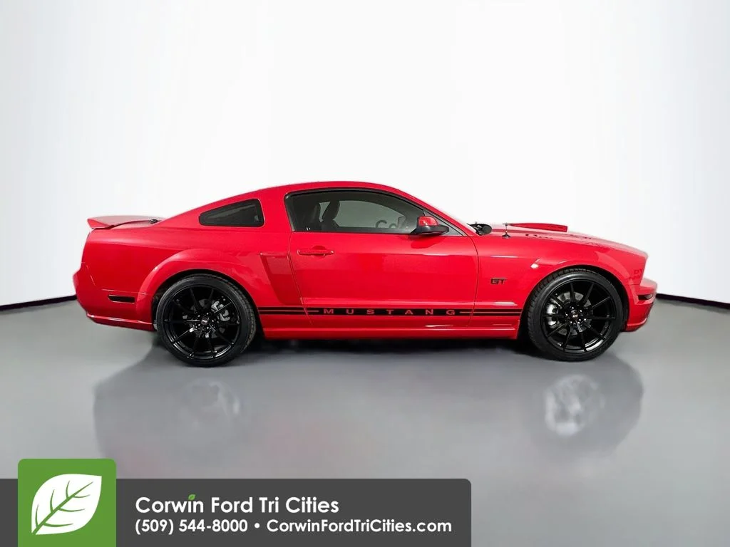 Used 2007 Redfire Clearcoat Metallic Ford GT Premium image 18