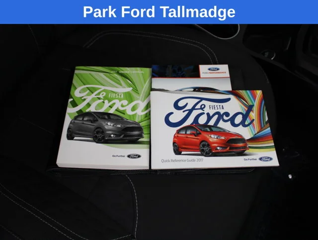 Used 2017 White Platinum Clearcoat Metallic Ford ST image 28