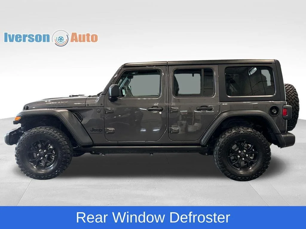 Used 2025 Granite Crystal Metallic Clearcoat Jeep Willys image 6