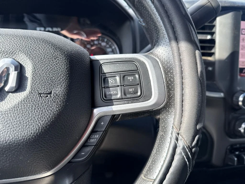 Used 2022 White Ram Big Horn image 17