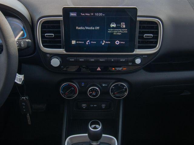 New 2026 Silver Hyundai SE image 27