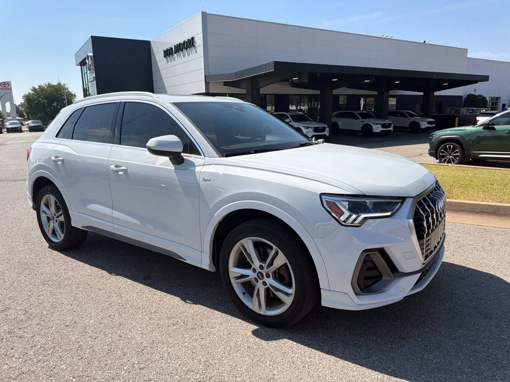 2022 Audi Q3