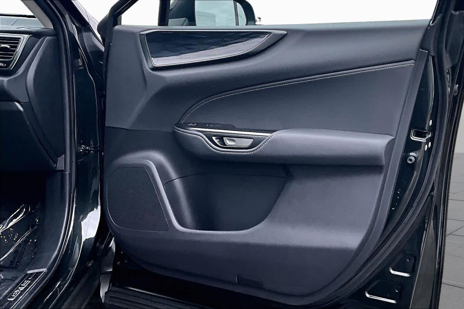 2026 Lexus NX Hybrid 350h - Photo 22