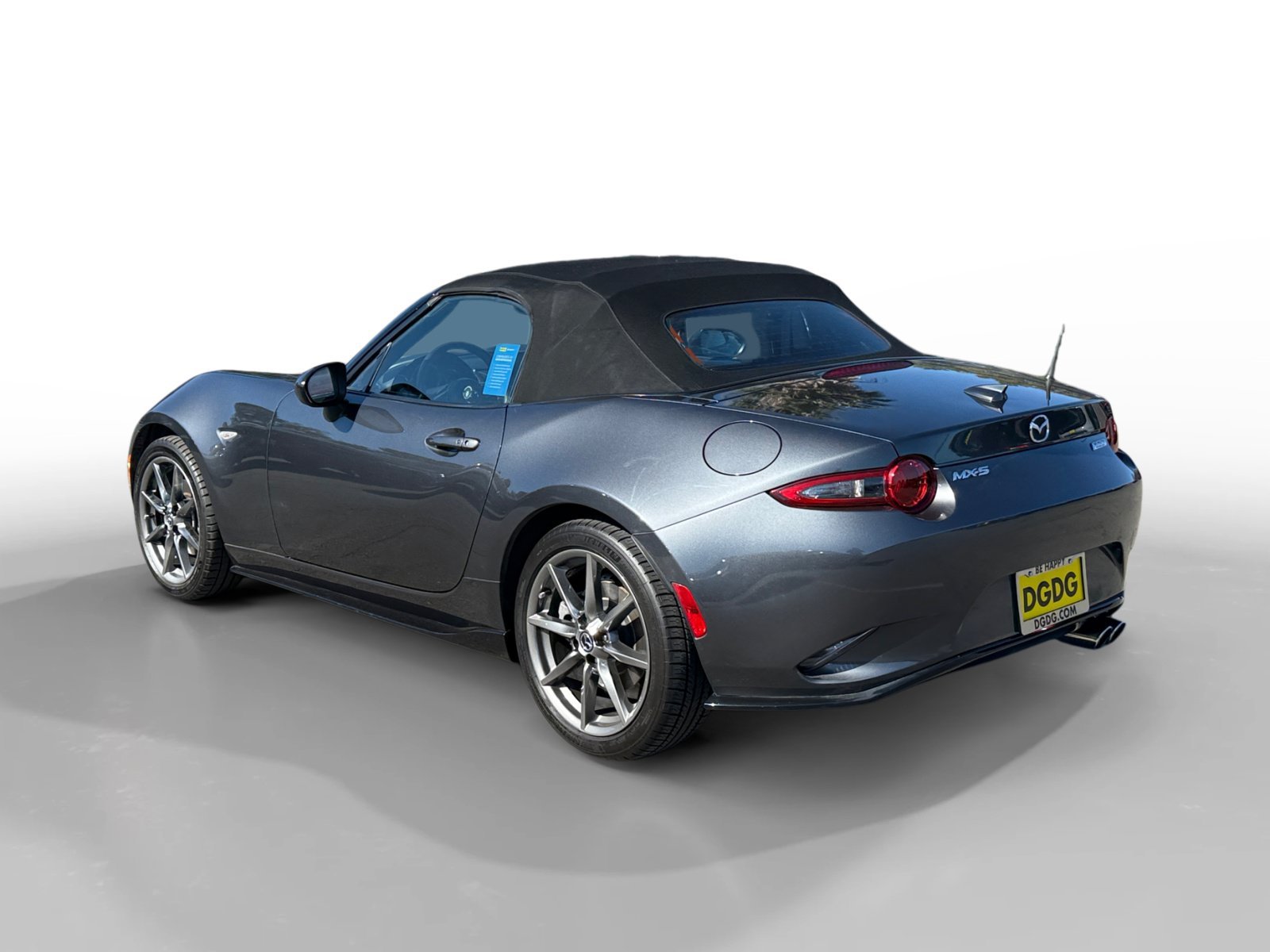 Used 2016 Meteor Gray Mazda Grand Touring image 3