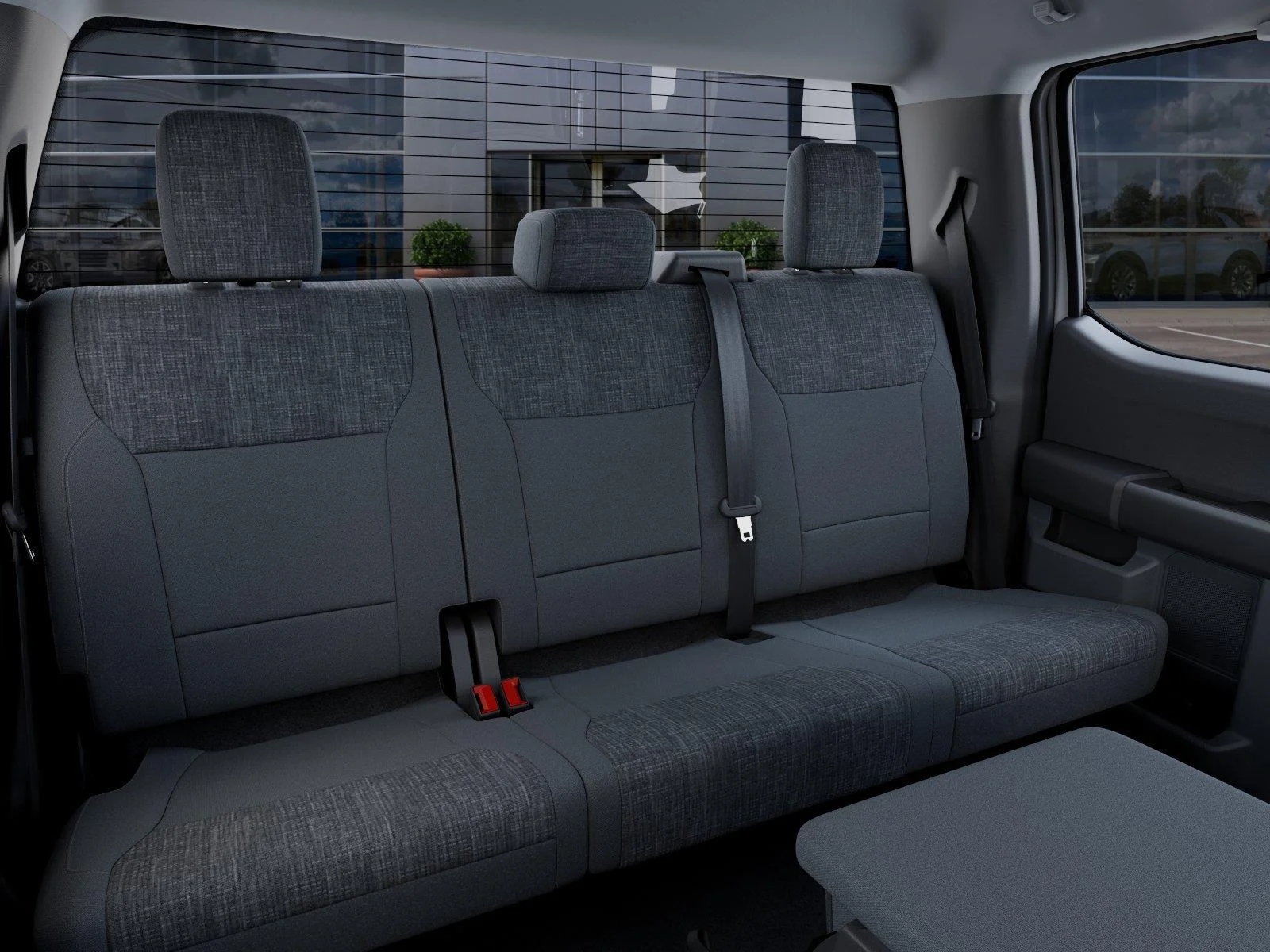 New 2027 Oxford White Ford F-250® XLT image 11