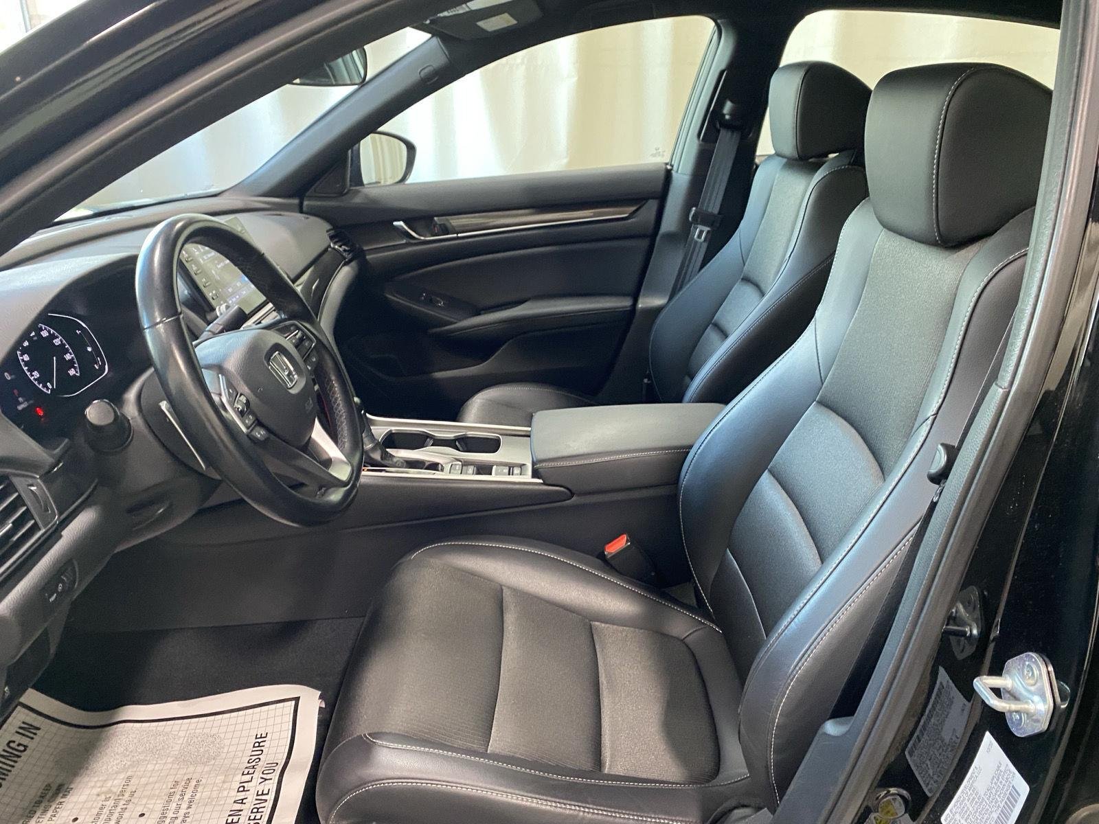 Used 2022 Crystal Black Pearl Honda Sport image 16