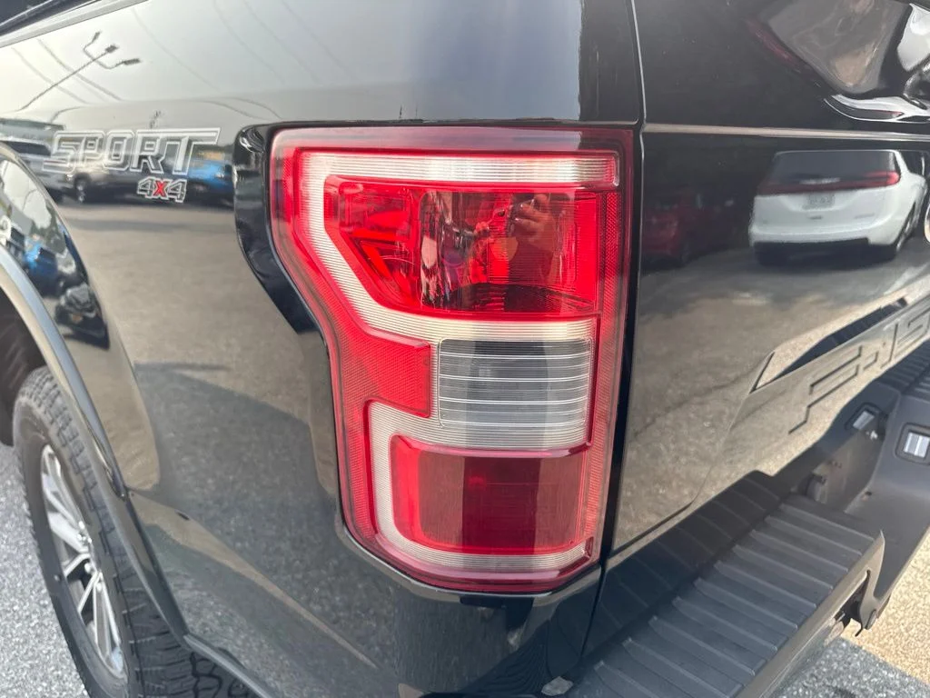 Certified Used 2018 Black Ford XLT image 11