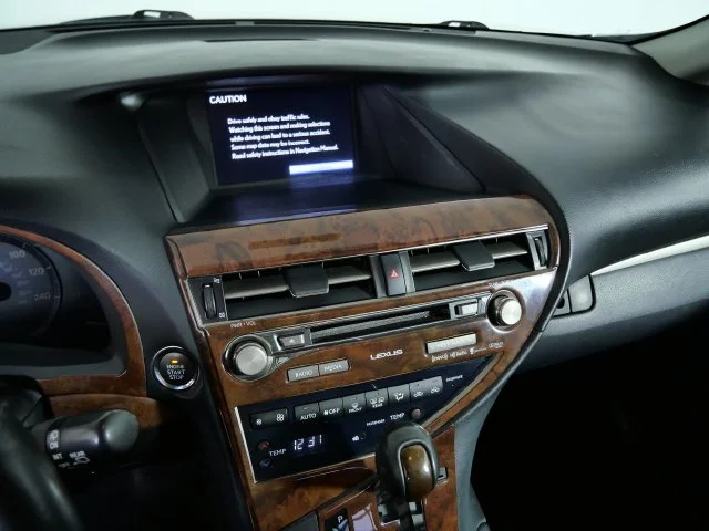 Used 2015  Lexus 350 image 19