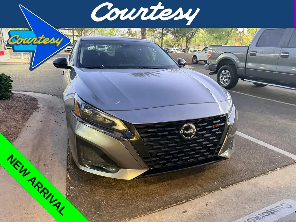 2023 Nissan Altima 2.5 SR's photo