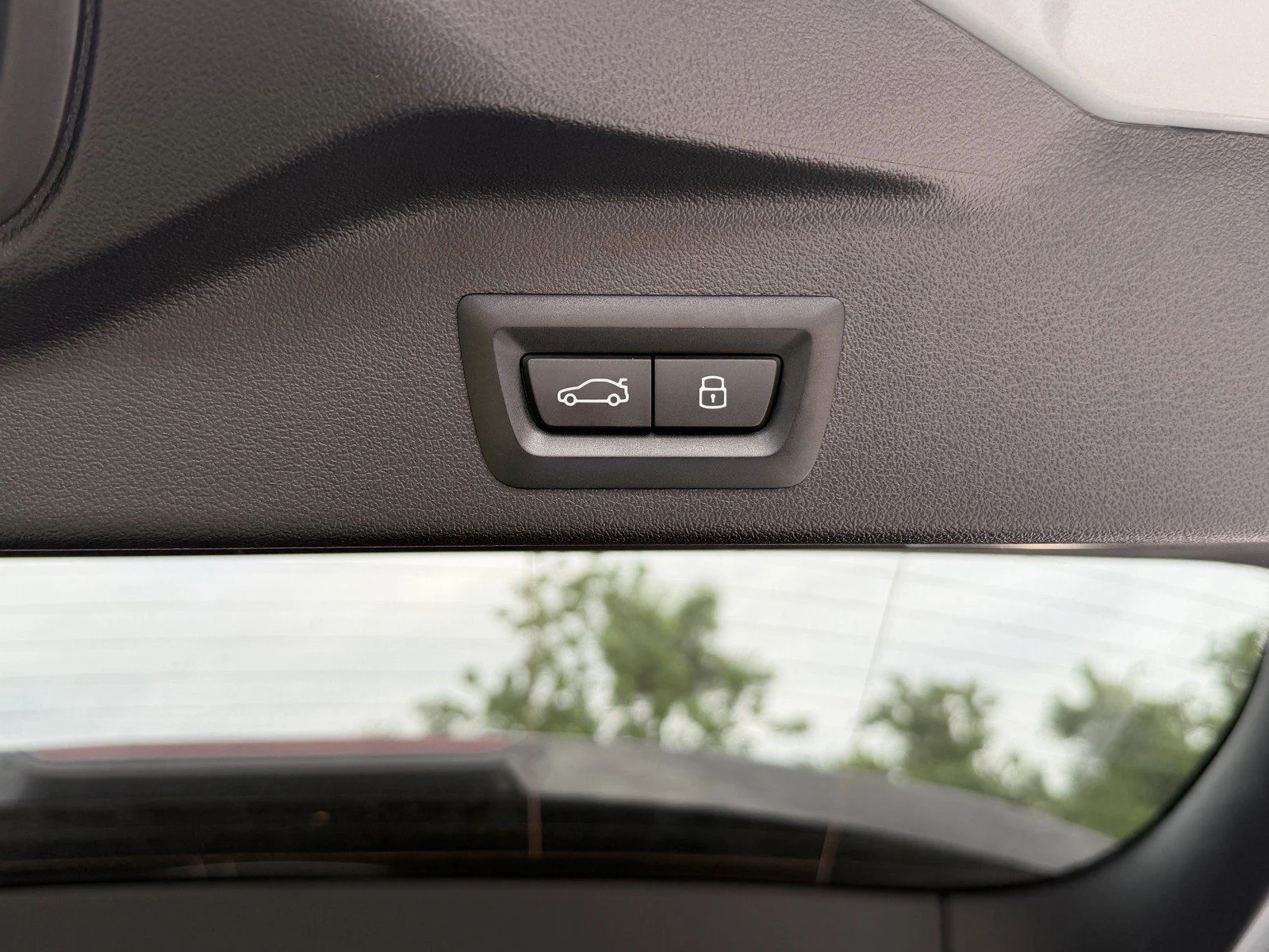Certified Used 2024 Brooklyn Grey Metallic BMW M60i image 13